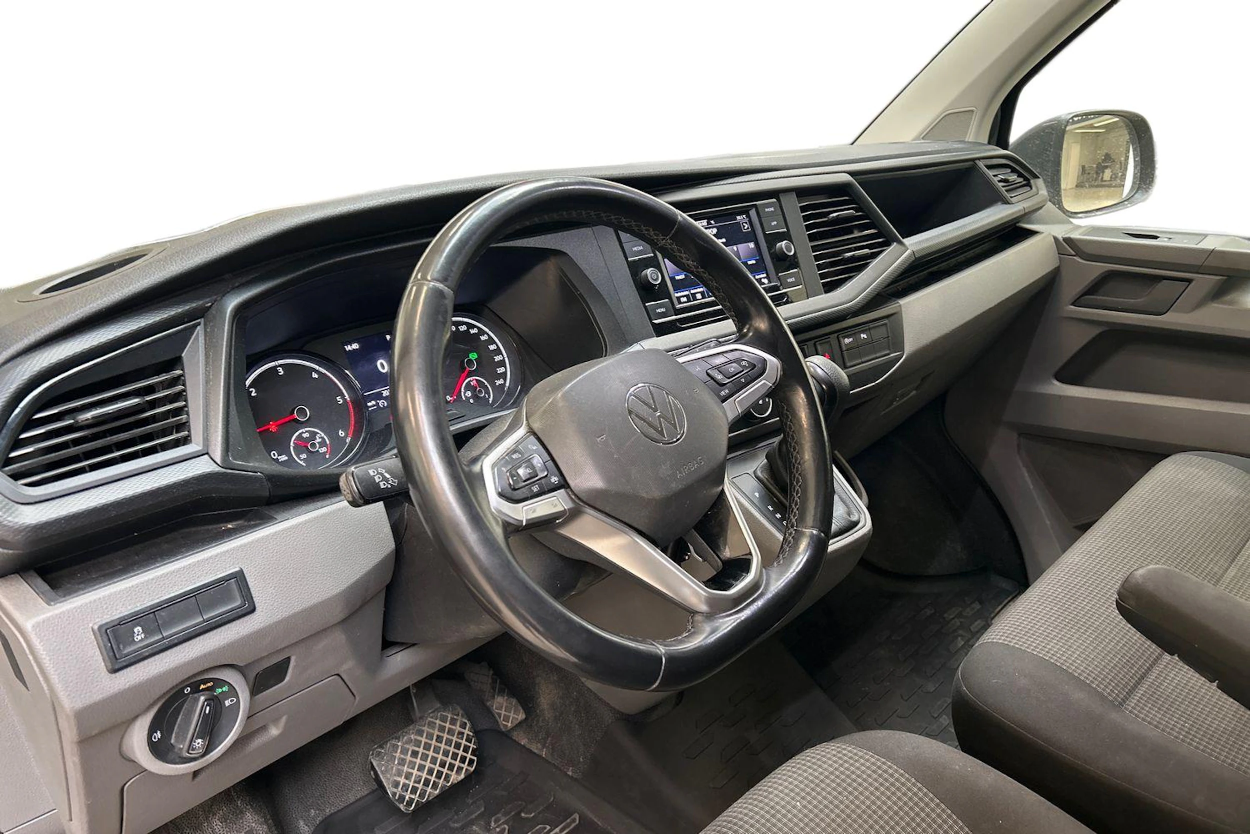 sininen Volkswagen Transporter 2021 kuva 3.