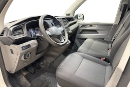 valkoinen Volkswagen Transporter 2021 kuva 7.