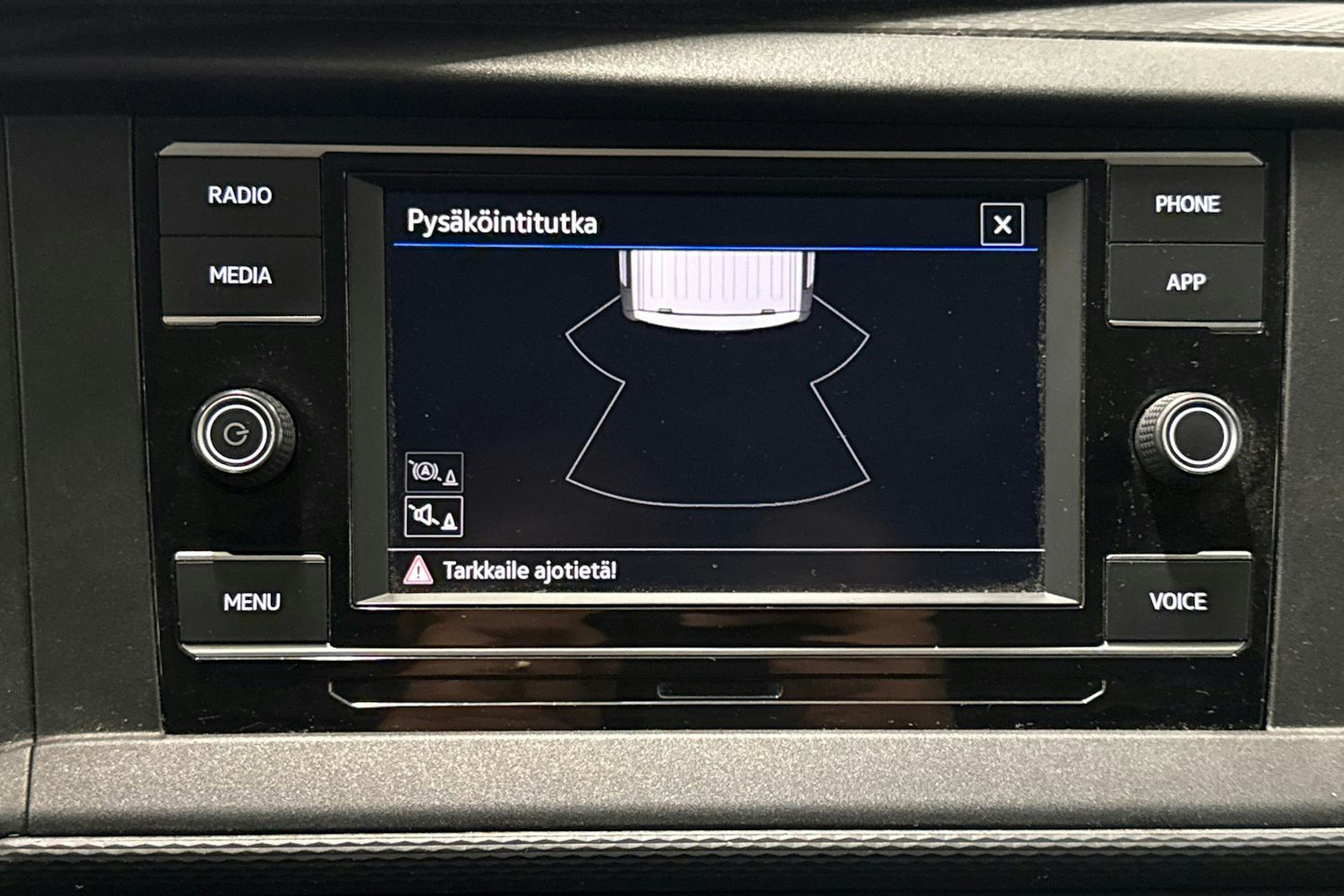 valkoinen Volkswagen Transporter 2021 kuva 21.