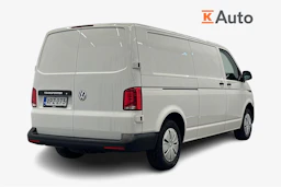 valkoinen Volkswagen Transporter 2021 kuva 2.