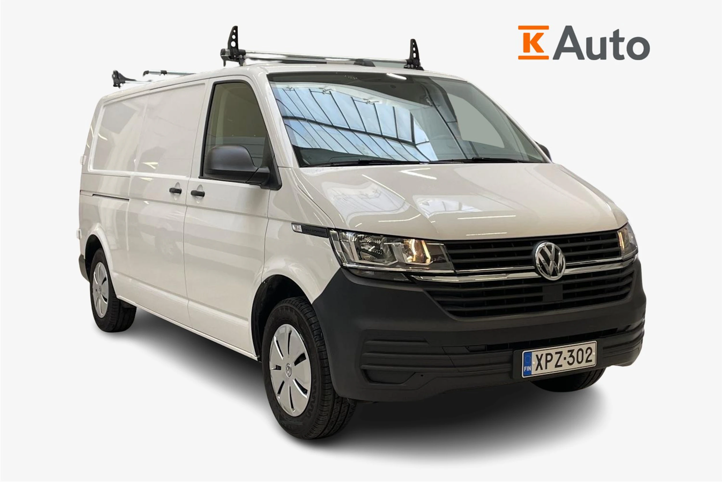 valkoinen Volkswagen Transporter 2021 kuva 1.