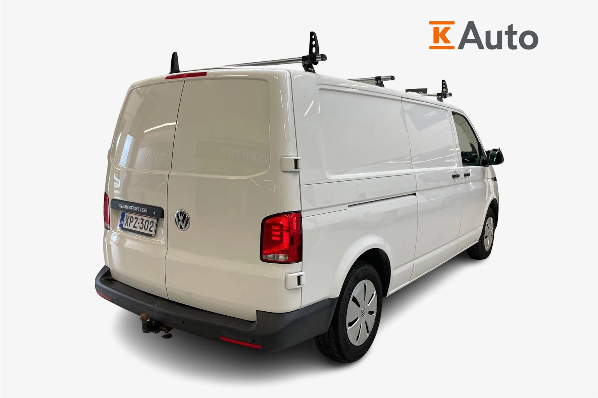 valkoinen Volkswagen Transporter 2021 kuva 3.