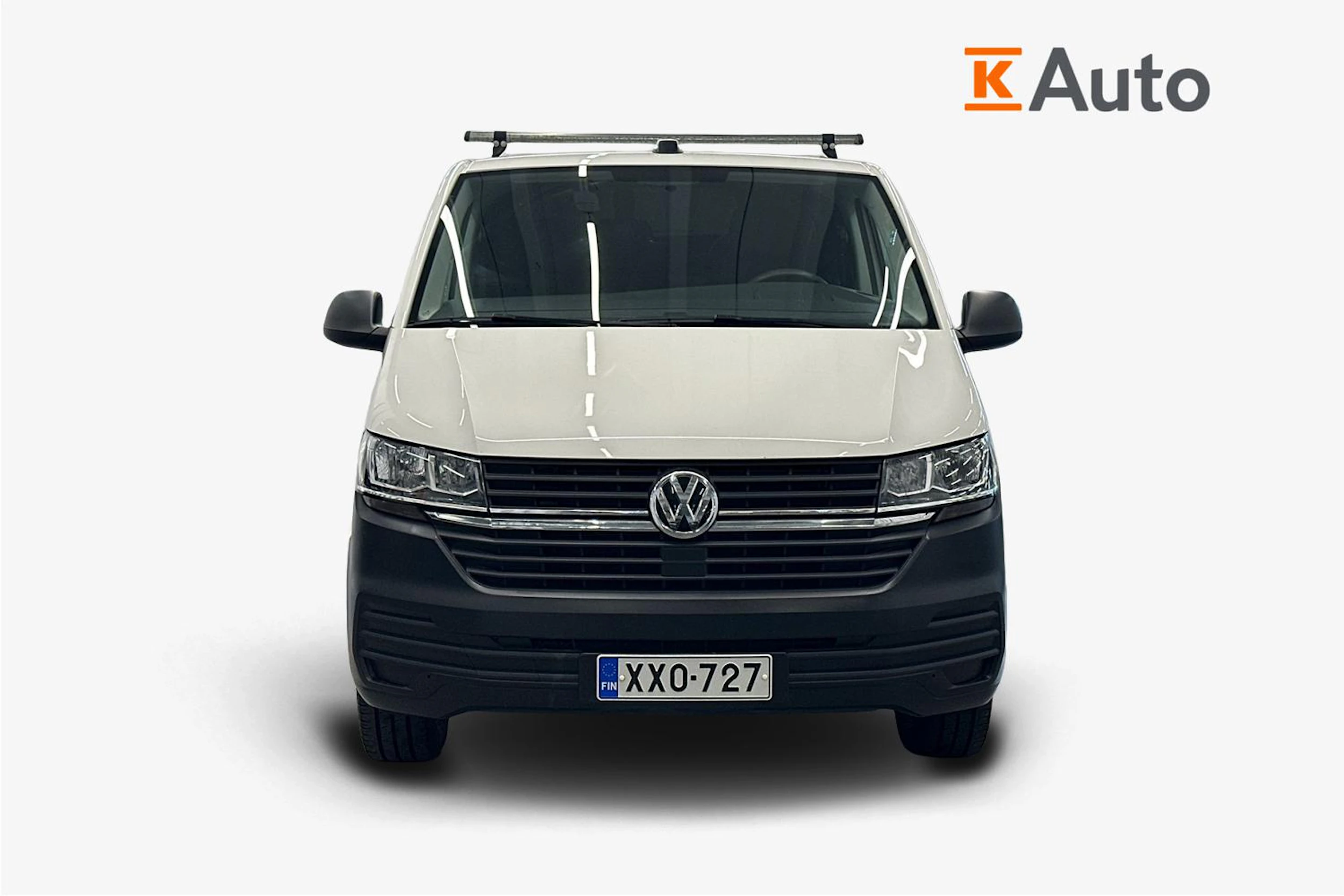 valkoinen Volkswagen Transporter 2021 kuva 4.
