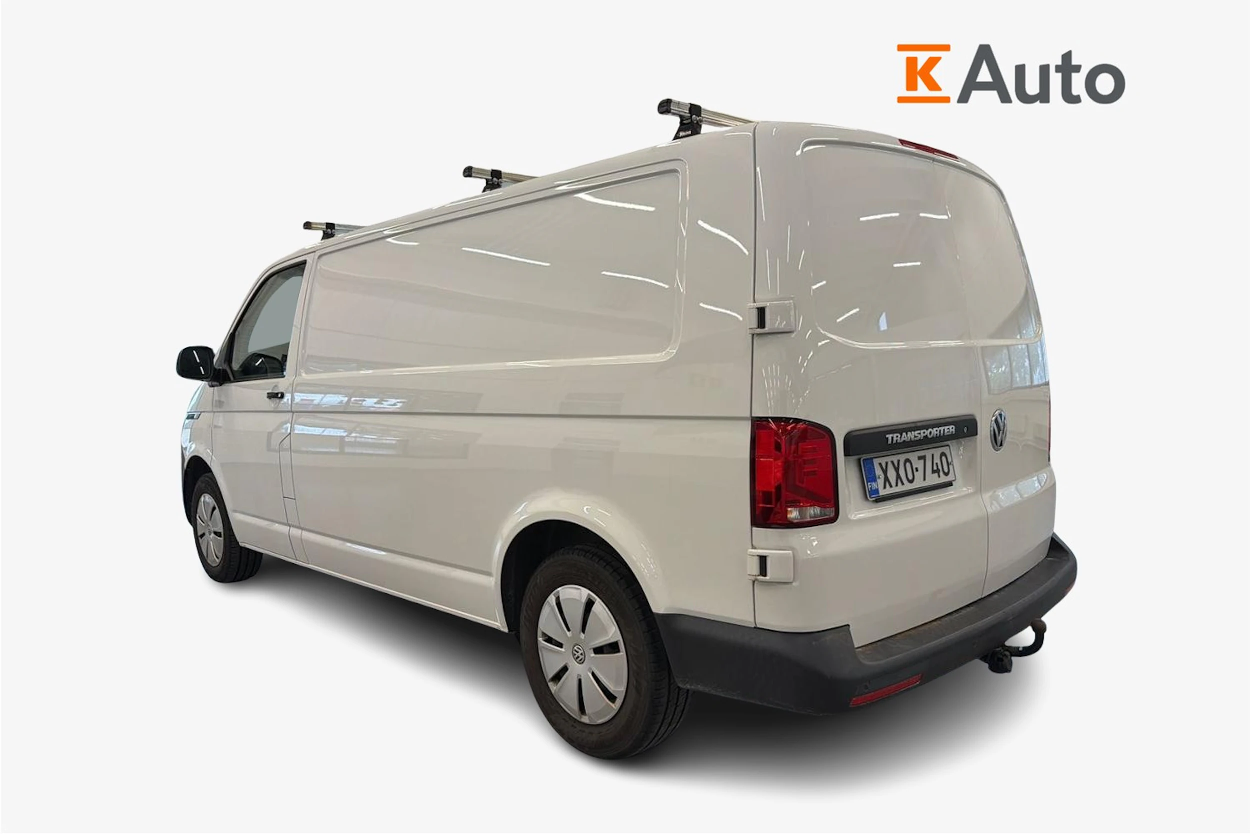 valkoinen Volkswagen Transporter 2021 kuva 2.