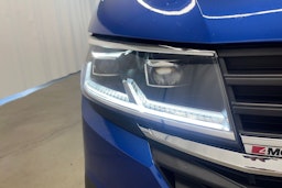 sininen Volkswagen Transporter 2021 kuva 19.