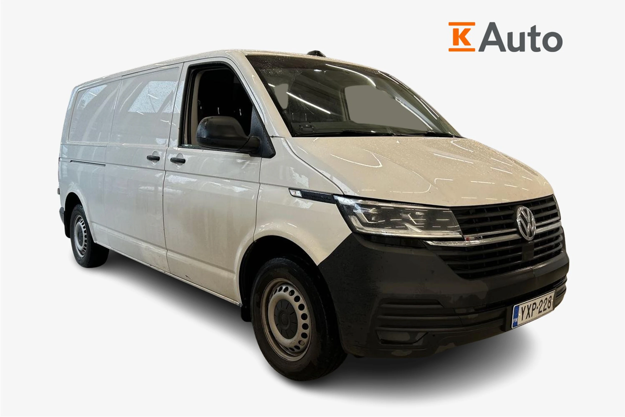 valkoinen Volkswagen Transporter 2021 kuva 1.