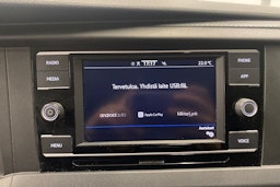 harmaa Volkswagen Transporter 2021 kuva 22.