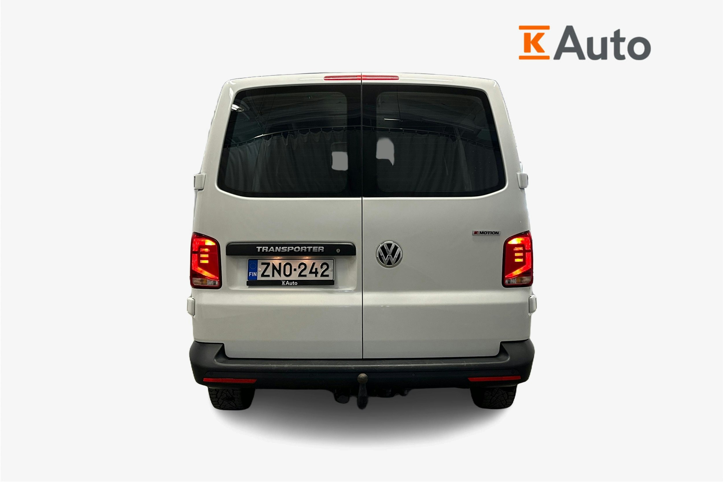 valkoinen Volkswagen Transporter 2021 kuva 4.