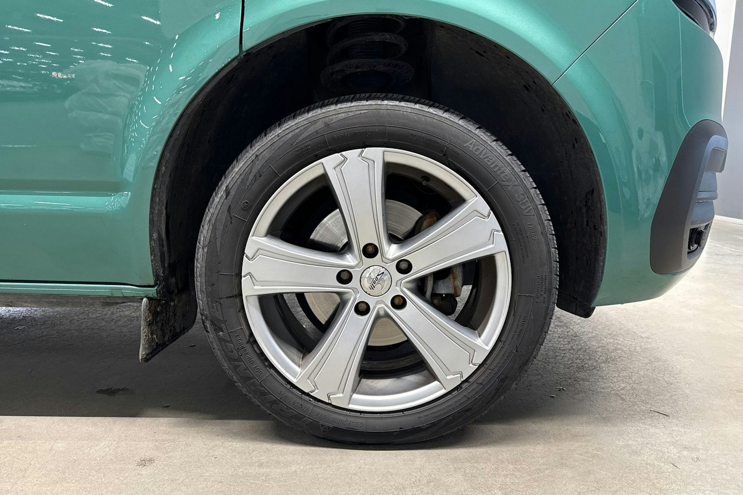 Vihreä Volkswagen TRANSPORTER 2021 kuva 9.