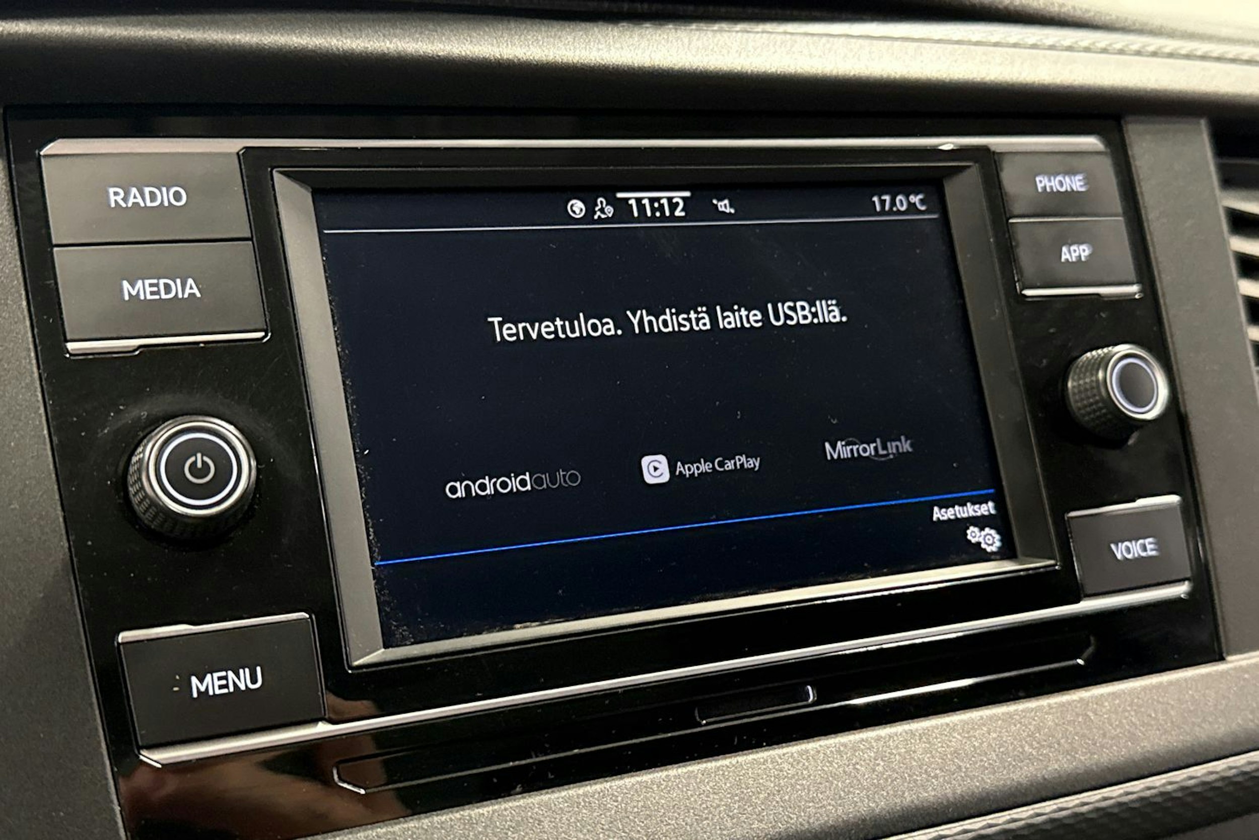 Vihreä Volkswagen TRANSPORTER 2021 kuva 18.