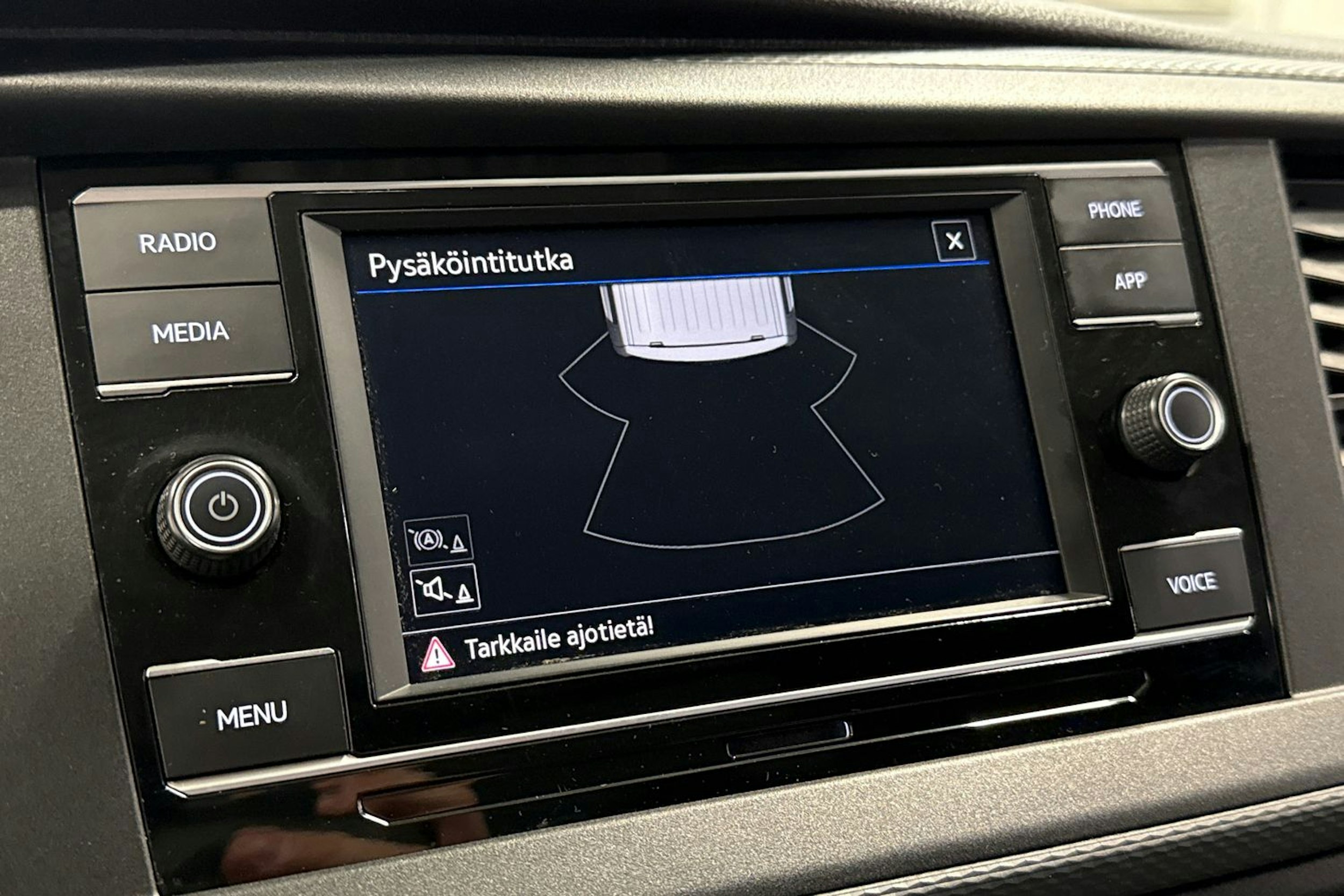 Vihreä Volkswagen TRANSPORTER 2021 kuva 19.