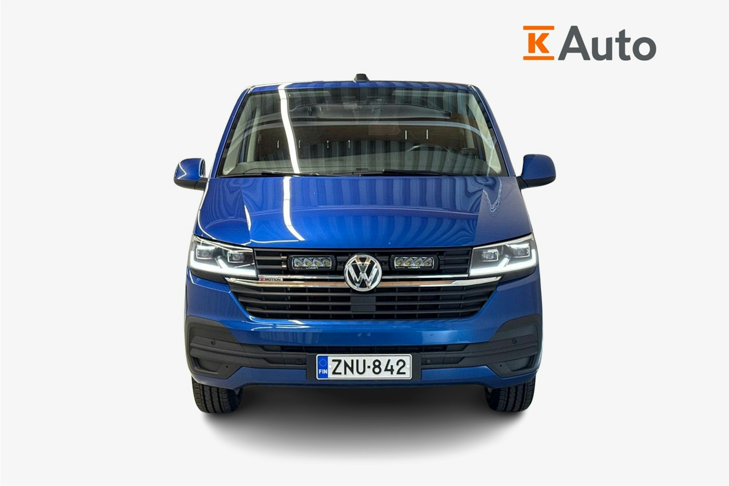 sininen Volkswagen Transporter 2021 kuva 5.