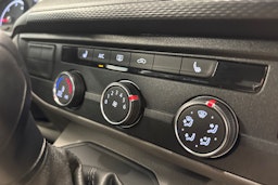 sininen Volkswagen Transporter 2021 kuva 20.