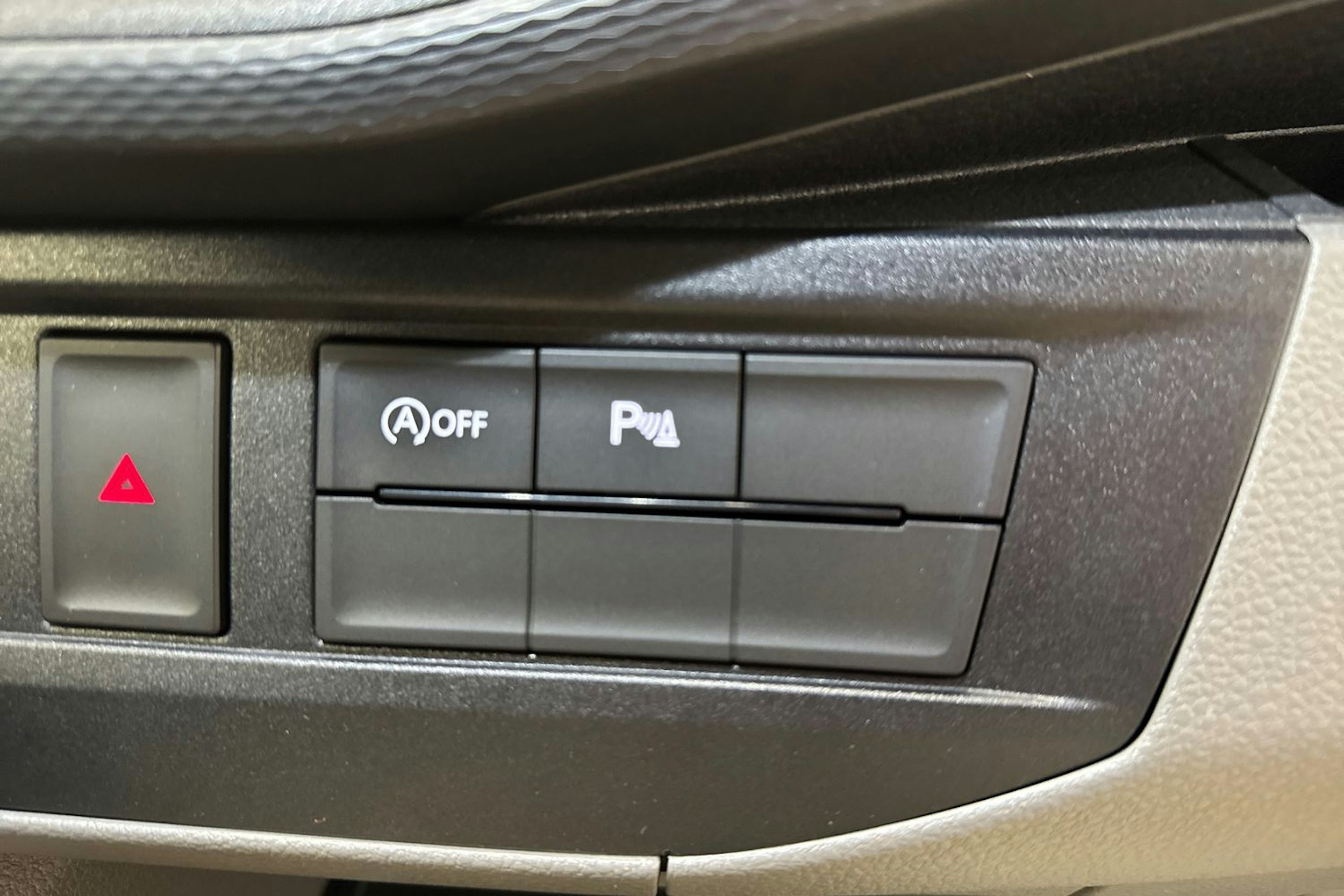 sininen Volkswagen Transporter 2021 kuva 21.