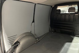 harmaa Volkswagen Transporter 2021 kuva 33.