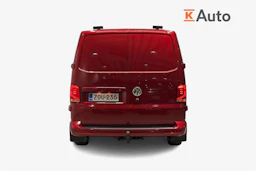 punainen Volkswagen Transporter 2021 kuva 4.