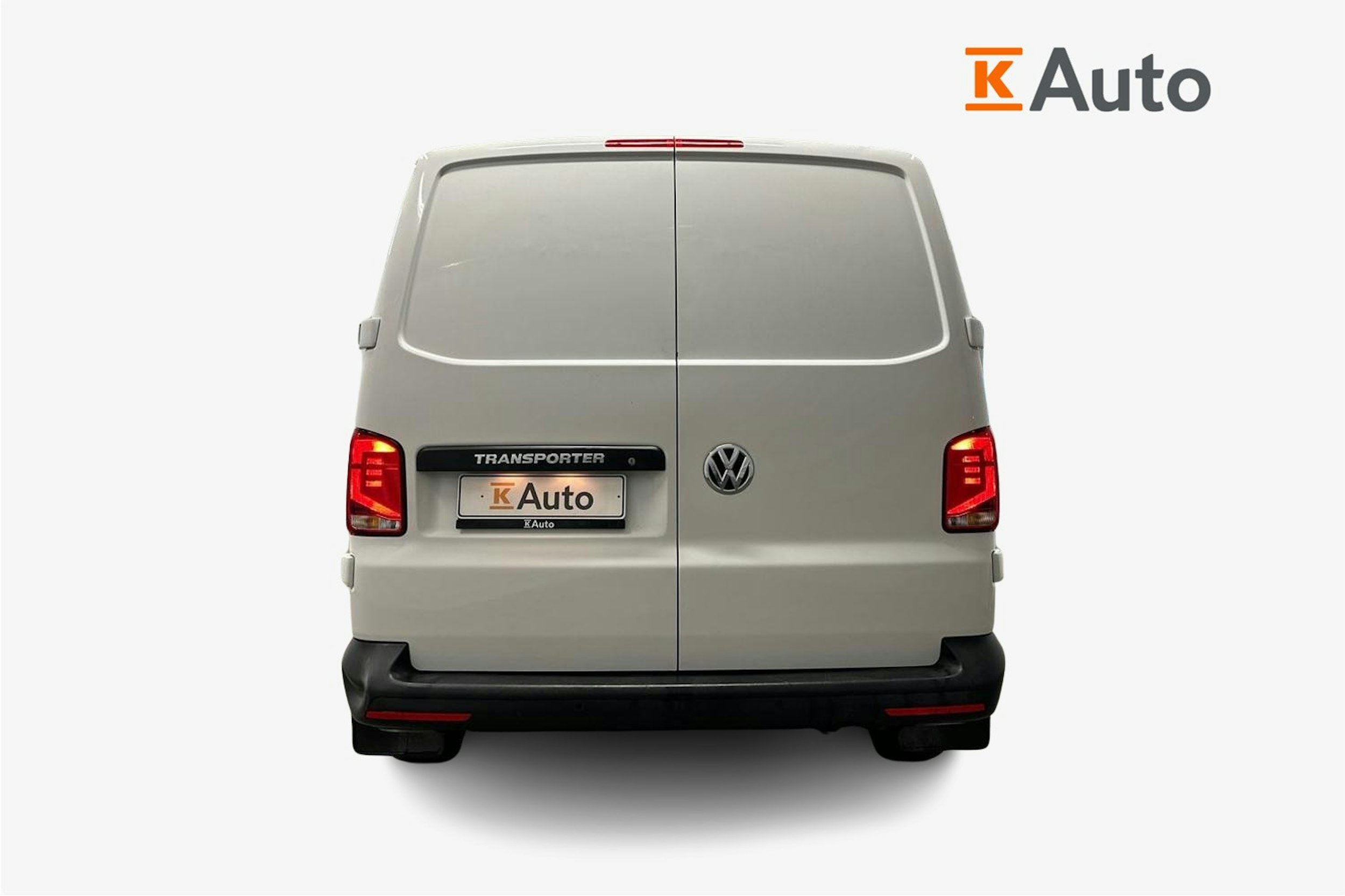 valkoinen Volkswagen Transporter 2022 kuva 3.