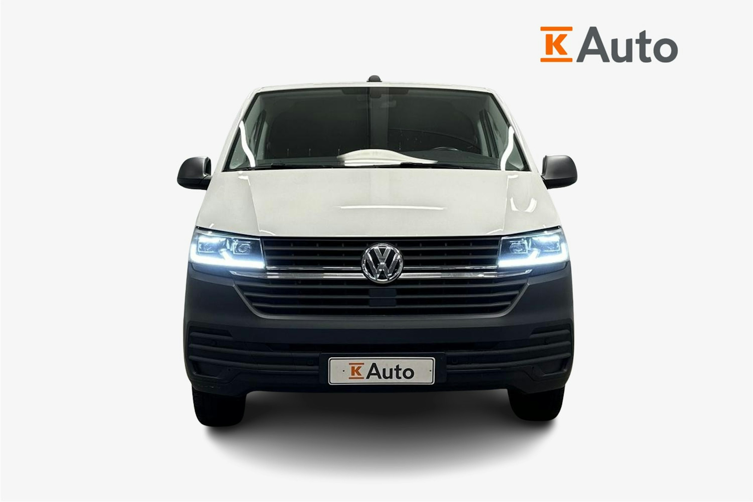 valkoinen Volkswagen Transporter 2022 kuva 4.