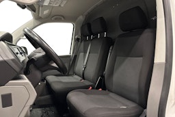 valkoinen Volkswagen Transporter 2022 kuva 8.