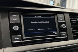 valkoinen Volkswagen Transporter 2022 kuva 17.