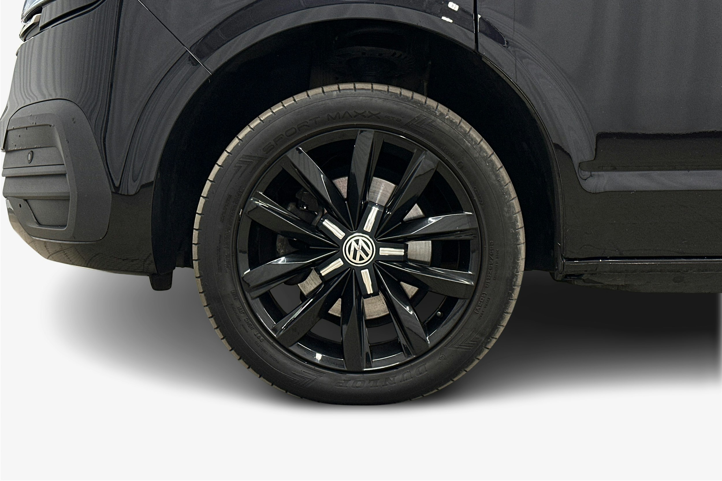 musta Volkswagen Transporter 2022 kuva 9.