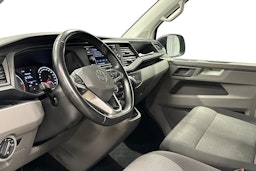 valkoinen Volkswagen Transporter 2022 kuva 6.