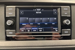 met. musta Volkswagen Transporter 2022 kuva 17.