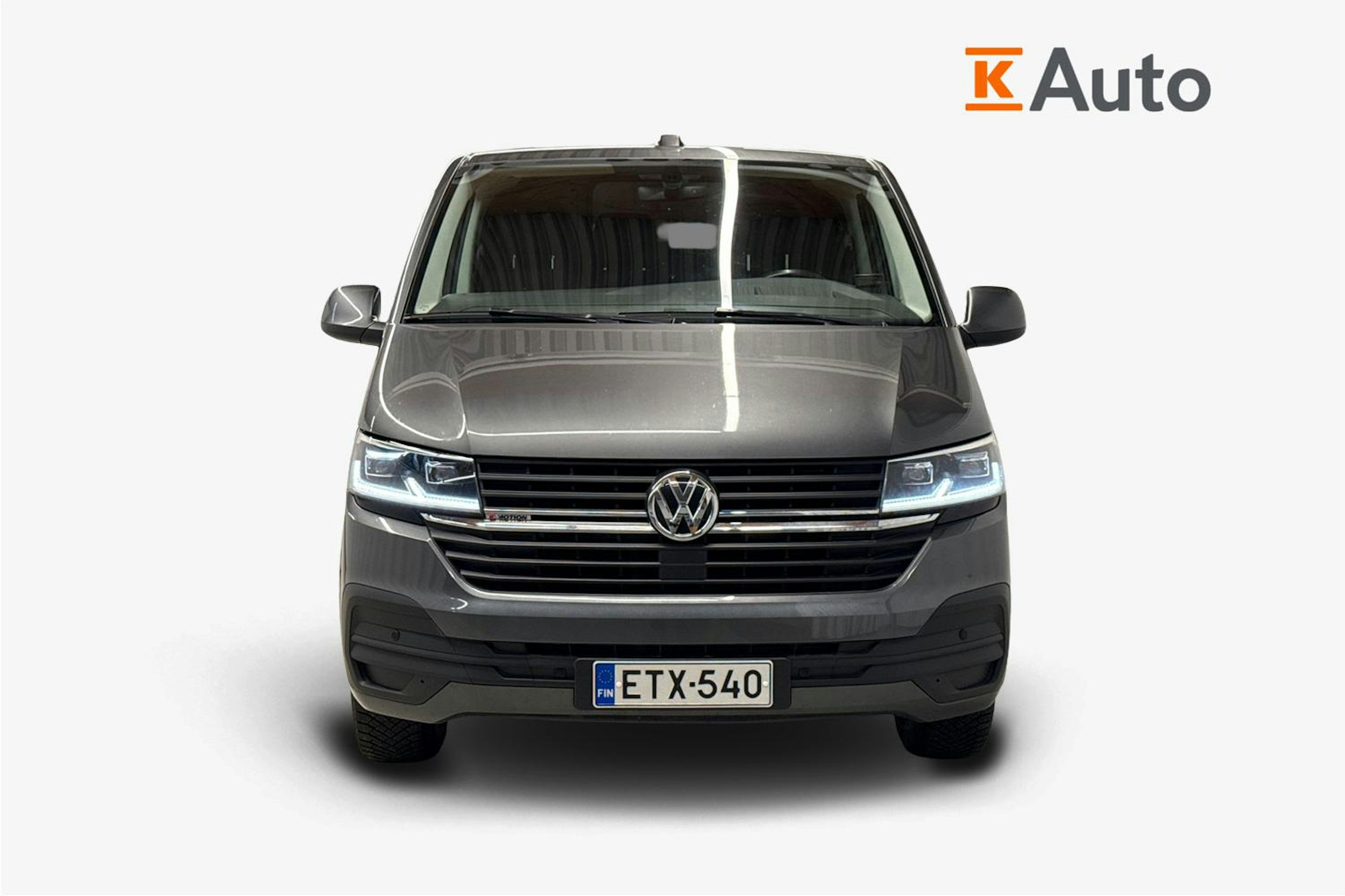 harmaa Volkswagen Transporter 2022 kuva 5.