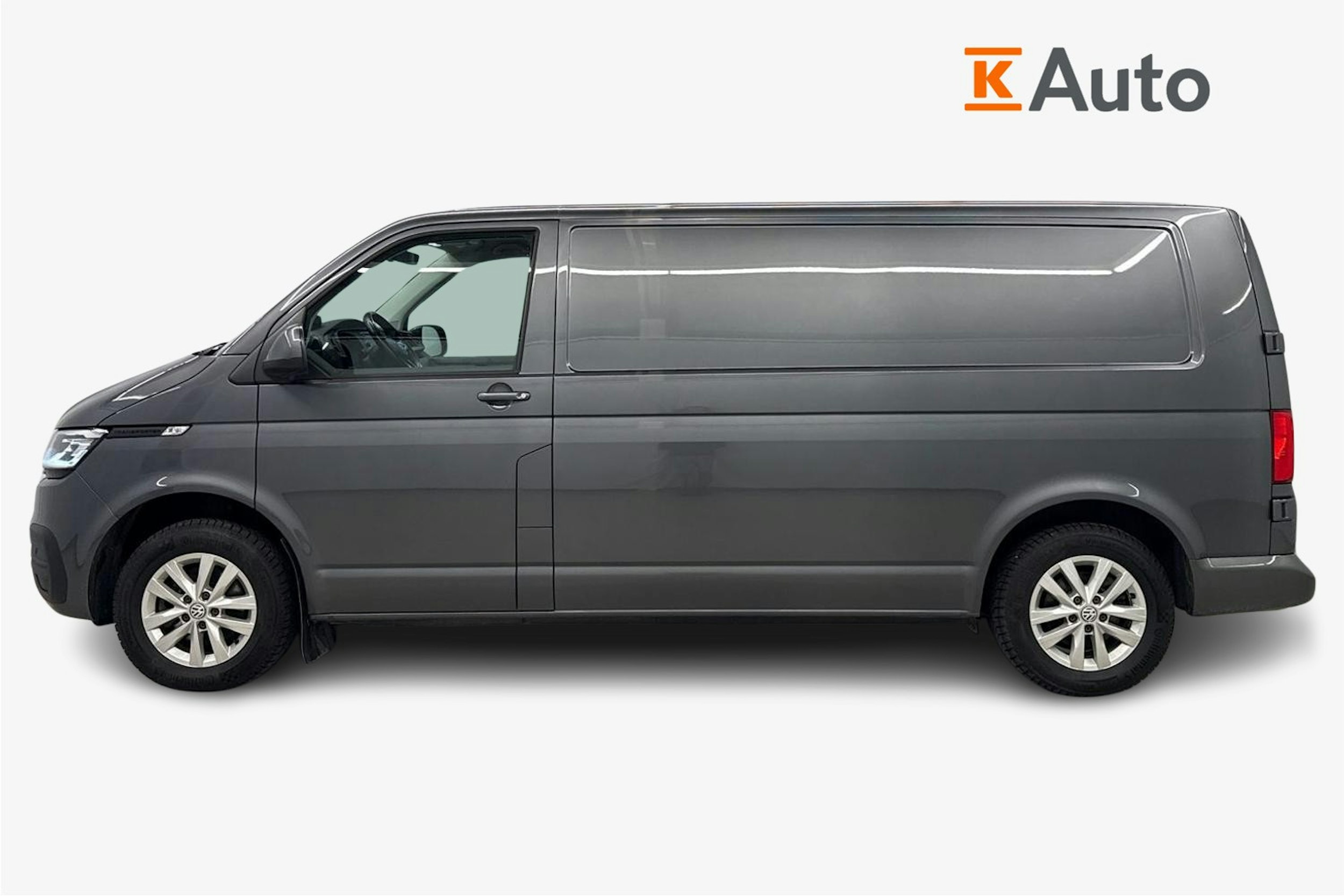 harmaa Volkswagen Transporter 2022 kuva 7.