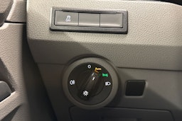 harmaa Volkswagen Transporter 2022 kuva 18.