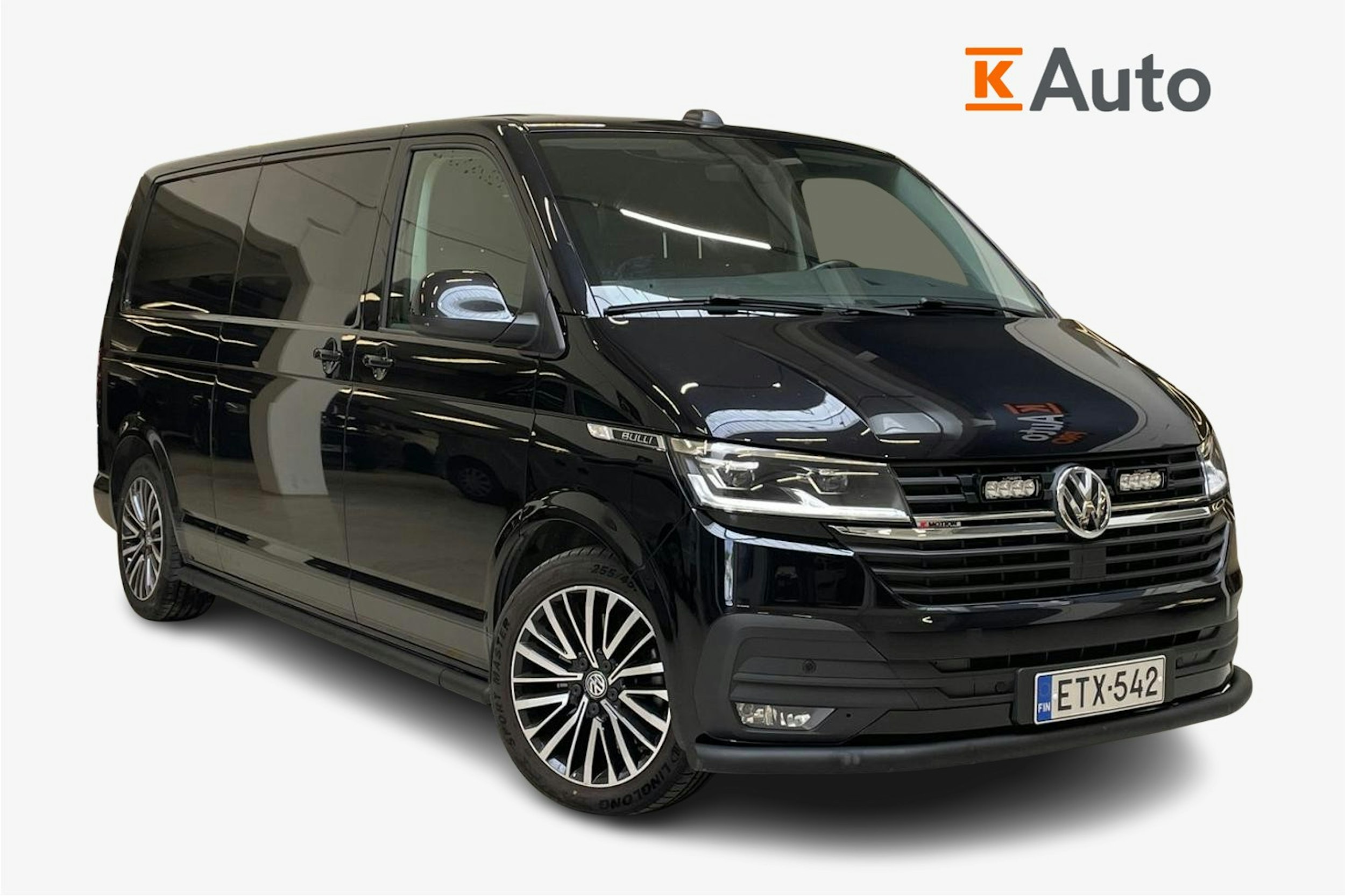 musta Volkswagen Transporter 2022 kuva 1.