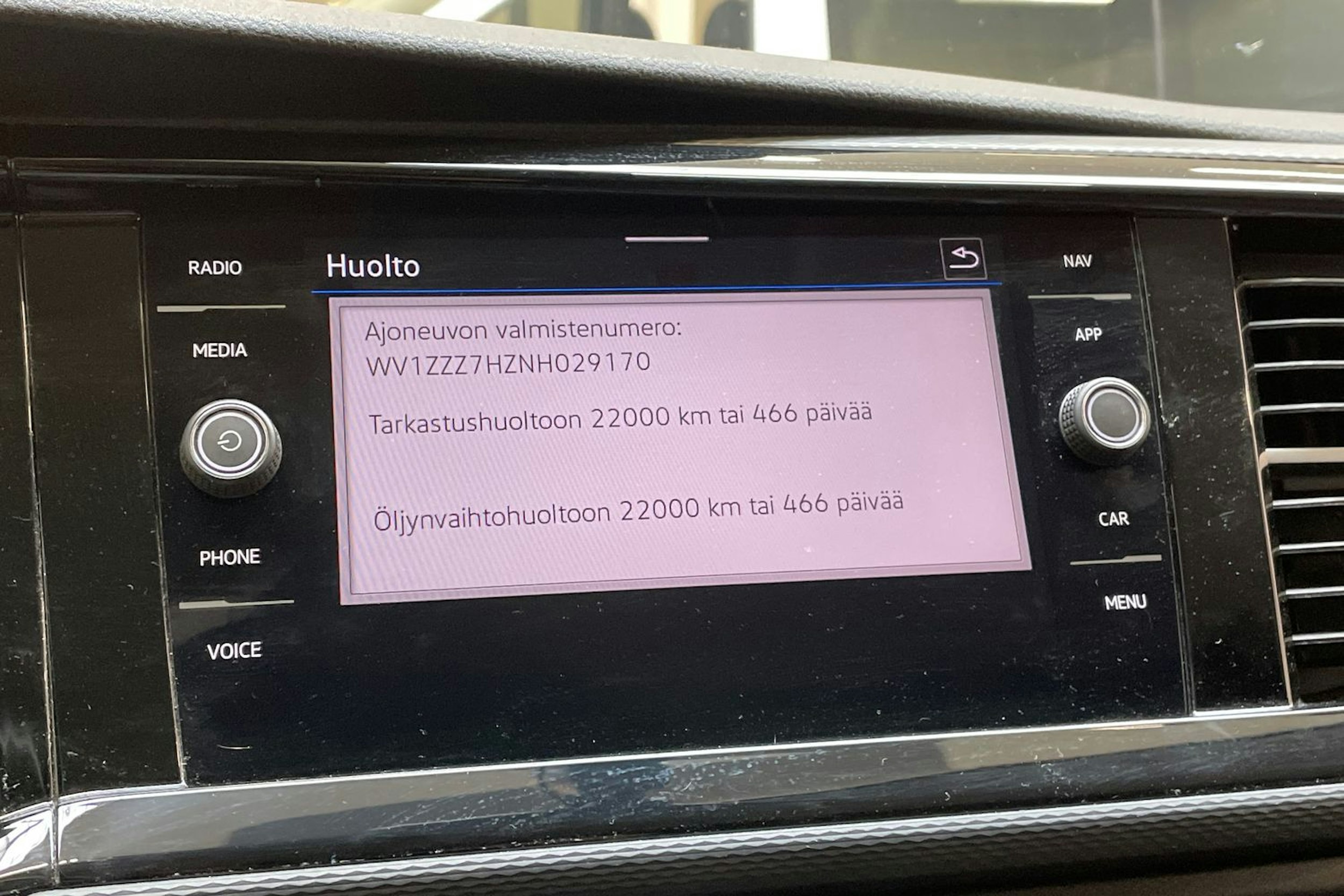 musta Volkswagen Transporter 2022 kuva 29.