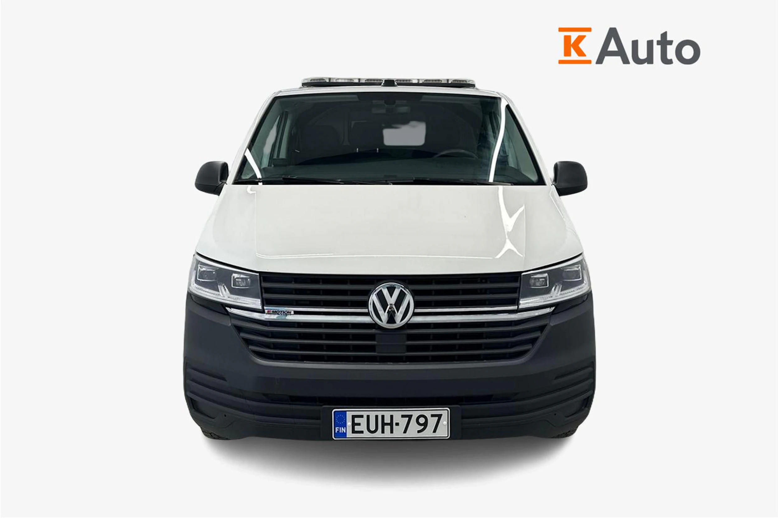valkoinen Volkswagen Transporter 2022 kuva 4.