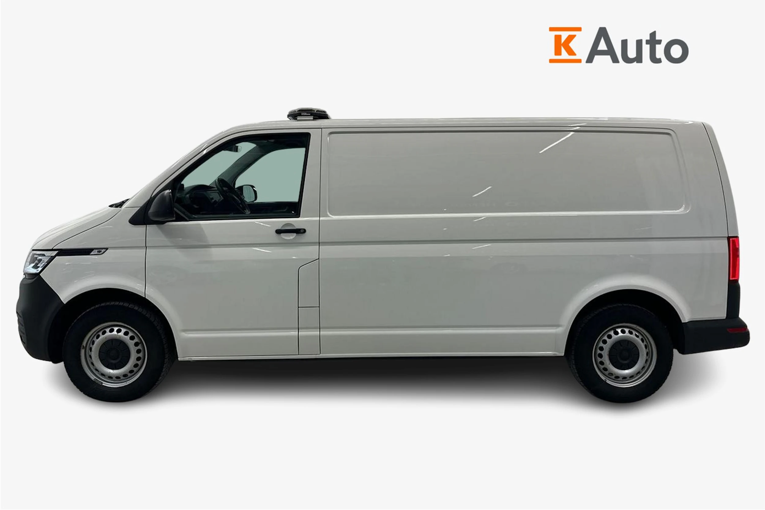 valkoinen Volkswagen Transporter 2022 kuva 5.