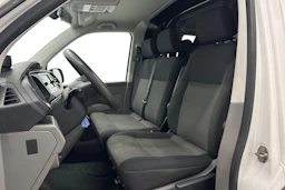 valkoinen Volkswagen Transporter 2022 kuva 8.