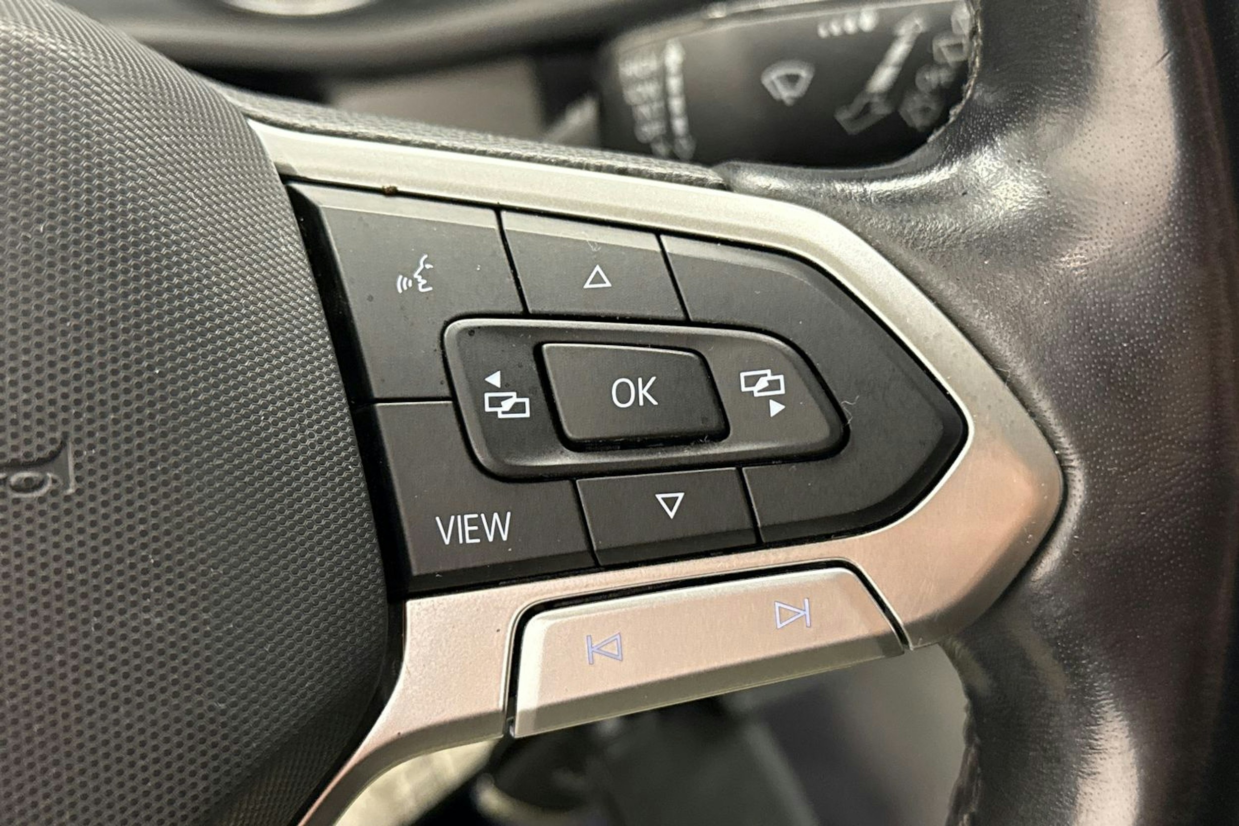 met. harmaa Volkswagen Transporter 2022 kuva 13.