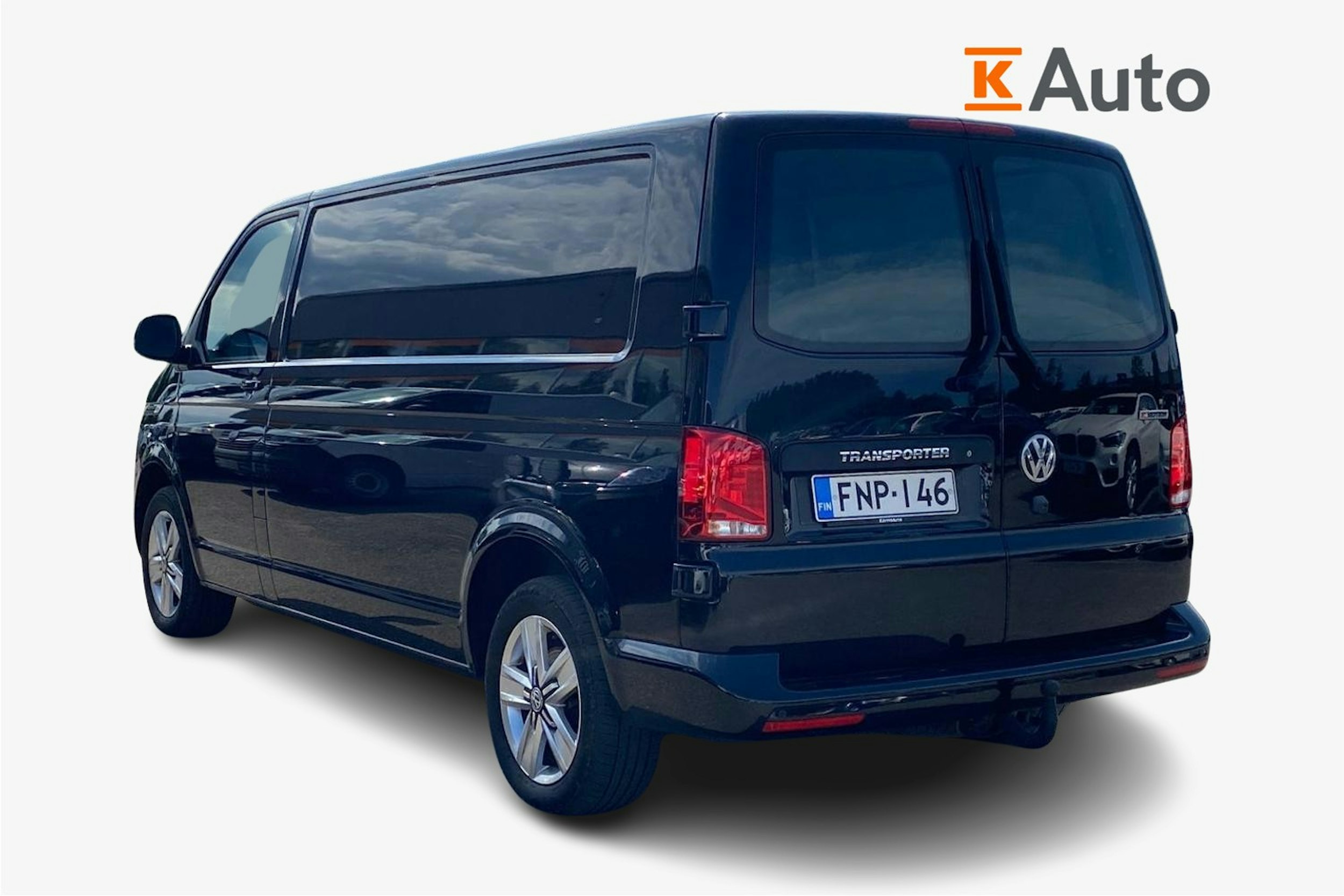 musta Volkswagen Transporter 2022 kuva 2.
