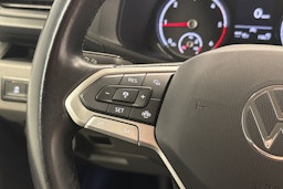 musta Volkswagen Transporter 2022 kuva 15.