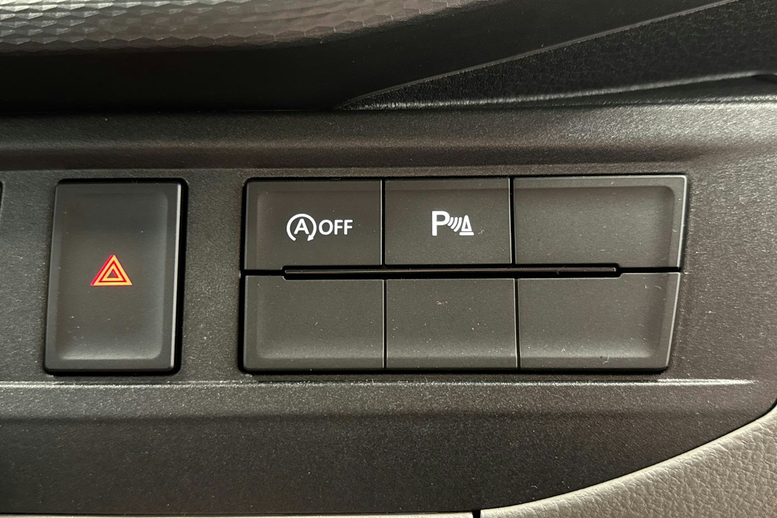 musta Volkswagen Transporter 2022 kuva 21.