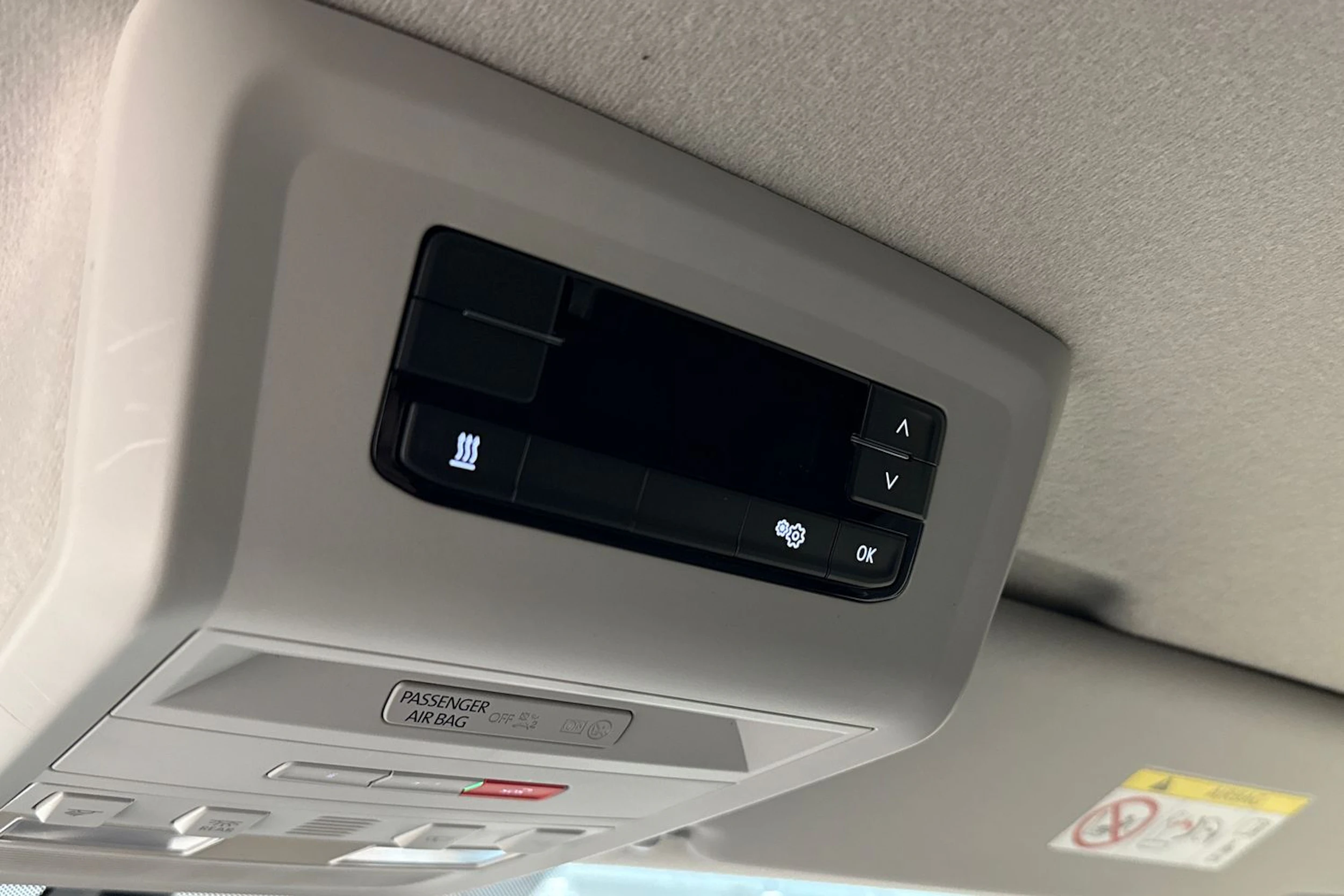 musta Volkswagen Transporter 2022 kuva 29.