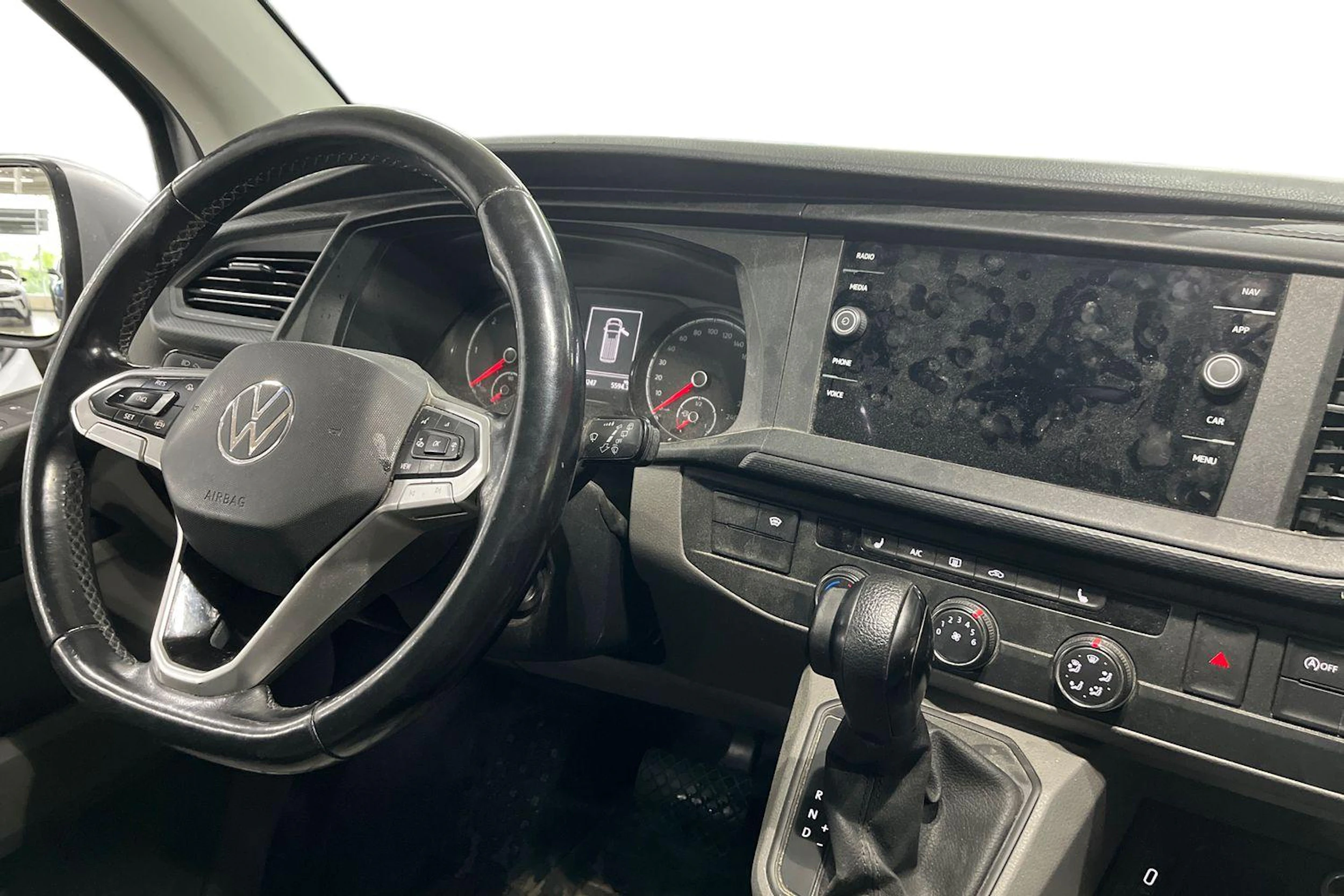 Harmaa Volkswagen TRANSPORTER 2022 kuva 3.
