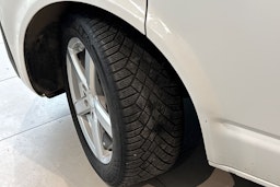 valkoinen Volkswagen Transporter 2022 kuva 12.