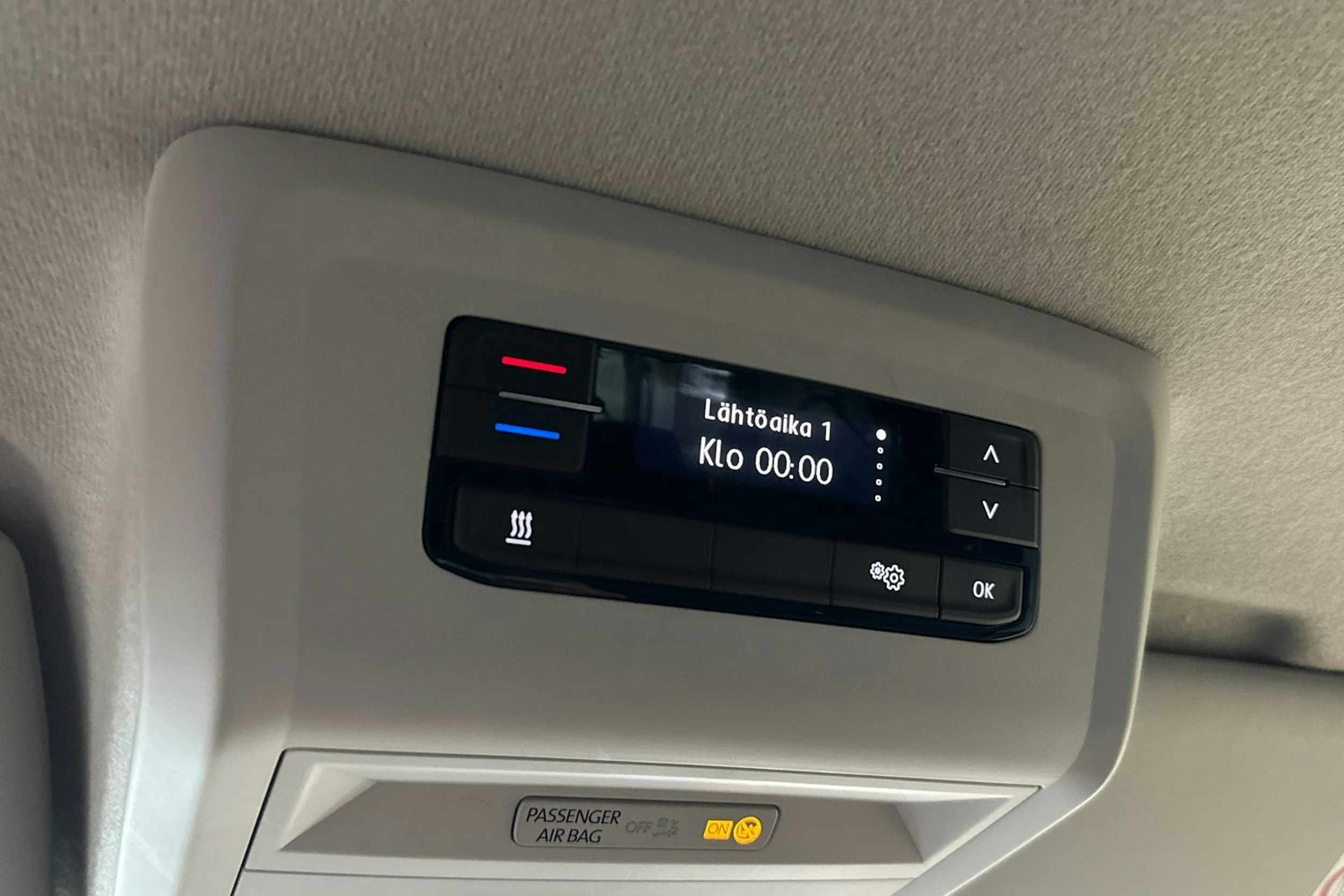 valkoinen Volkswagen Transporter 2022 kuva 27.