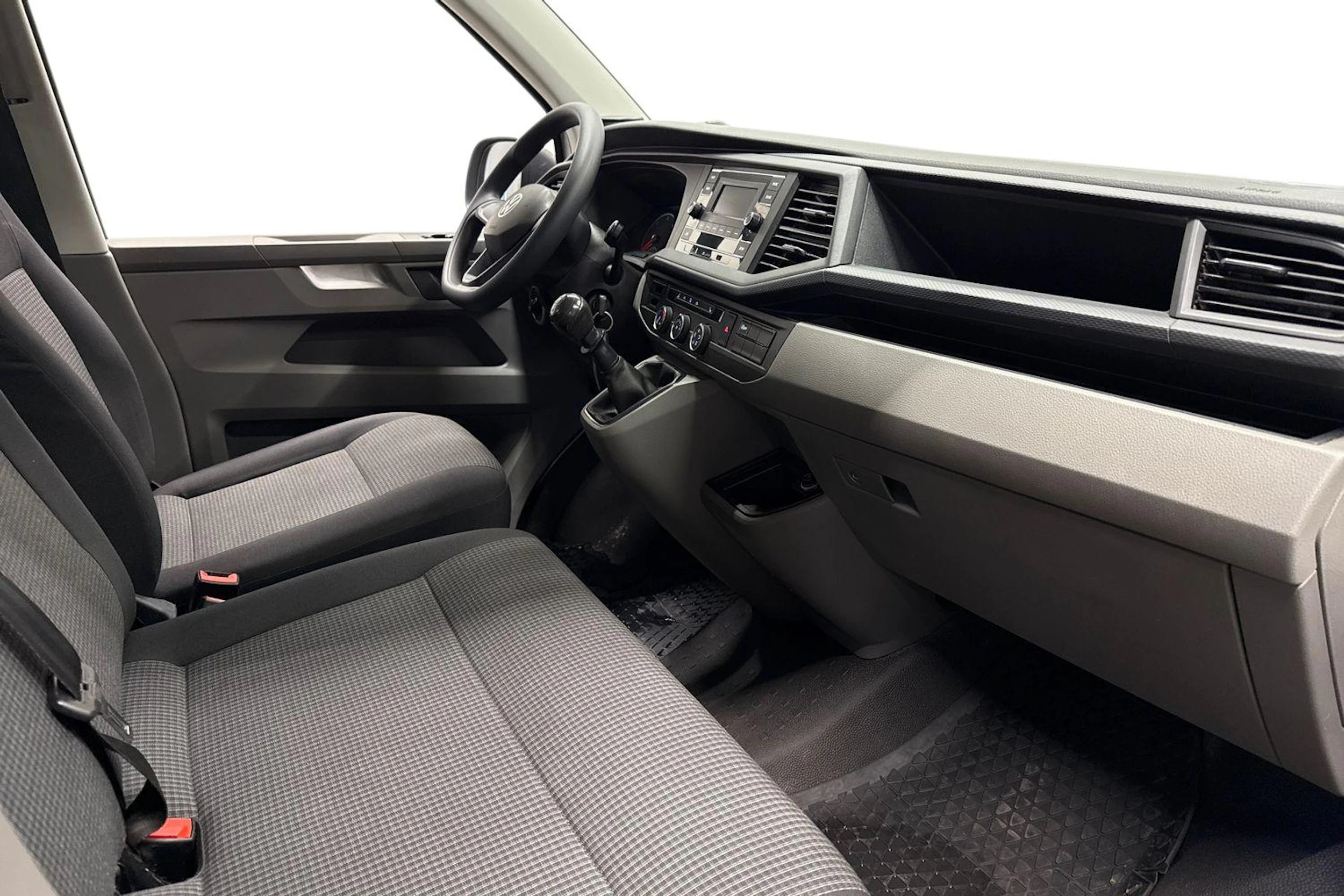 Harmaa Volkswagen Transporter 2022 kuva 11.