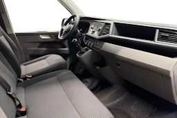 Harmaa Volkswagen Transporter 2022 kuva 11.