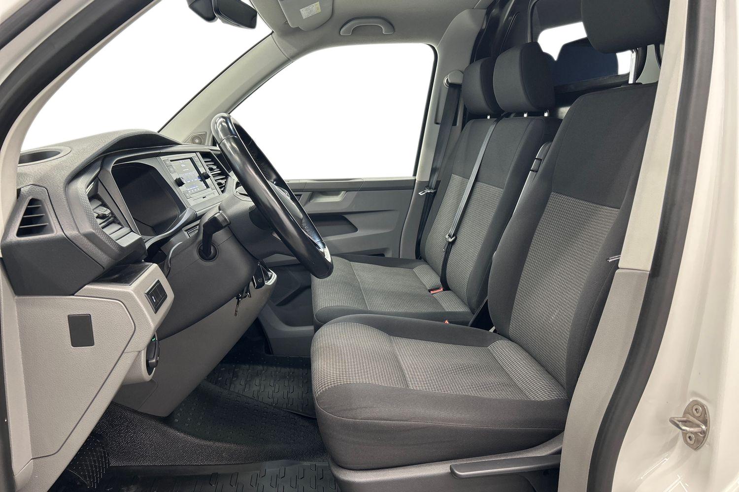 Volkswagen Transporter 2022, kuva 6/27