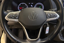 valkoinen Volkswagen Transporter 2022 kuva 14.