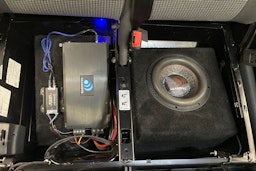 valkoinen Volkswagen Transporter 2022 kuva 27.