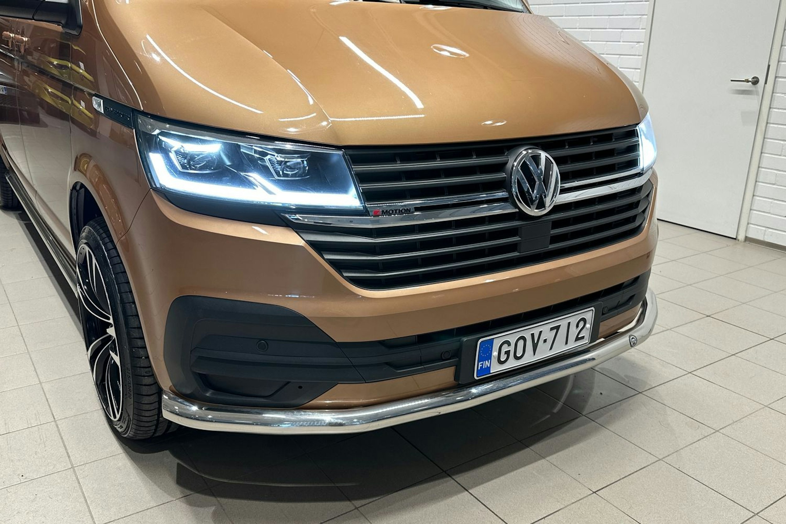 Ruskea (beige) Volkswagen TRANSPORTER 2022 kuva 26.