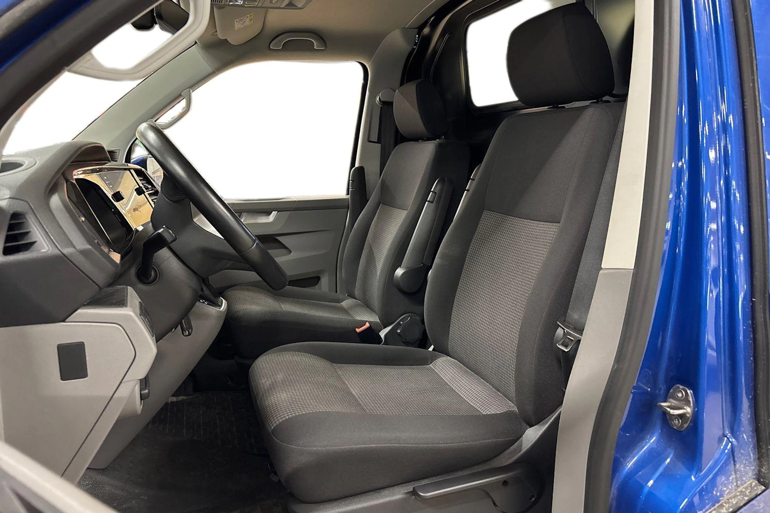 met. sininen Volkswagen Transporter 2022 kuva 3.